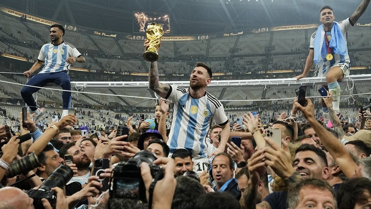 Paus Fransiskus, Orang Argentina yang Tak Pernah Menonton Lionel Messi Angkat Trofi Piala Dunia