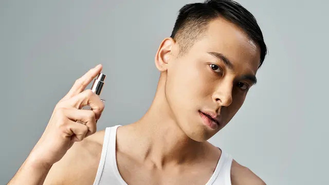 Ilustrsi parfum pria. (c)AllaSerebrina/Depositphotos.com