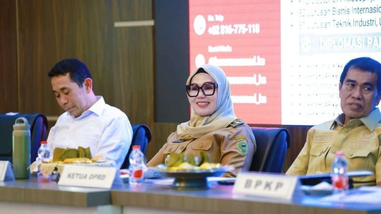 Pemerintah Kabupaten Barru menggelar workshop pengelolaan keuangan desa untuk meningkatkan transparansi dan akuntabilitas penggunaan dana desa demi kesejahteraan masyarakat.