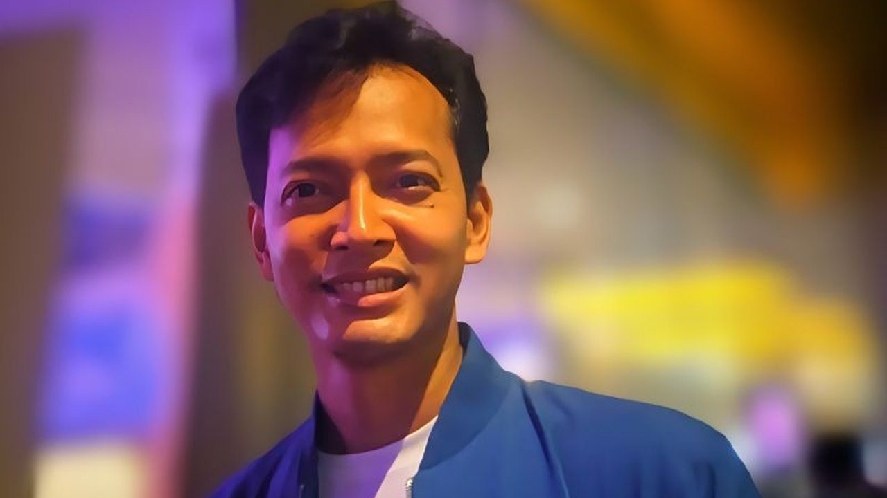 Industri perfilman Indonesia sedang menikmati kesuksesan besar, ditandai dengan banyaknya film terlaris dan pembuatan ulang film lawas dengan cerita yang lebih modern dan segar.