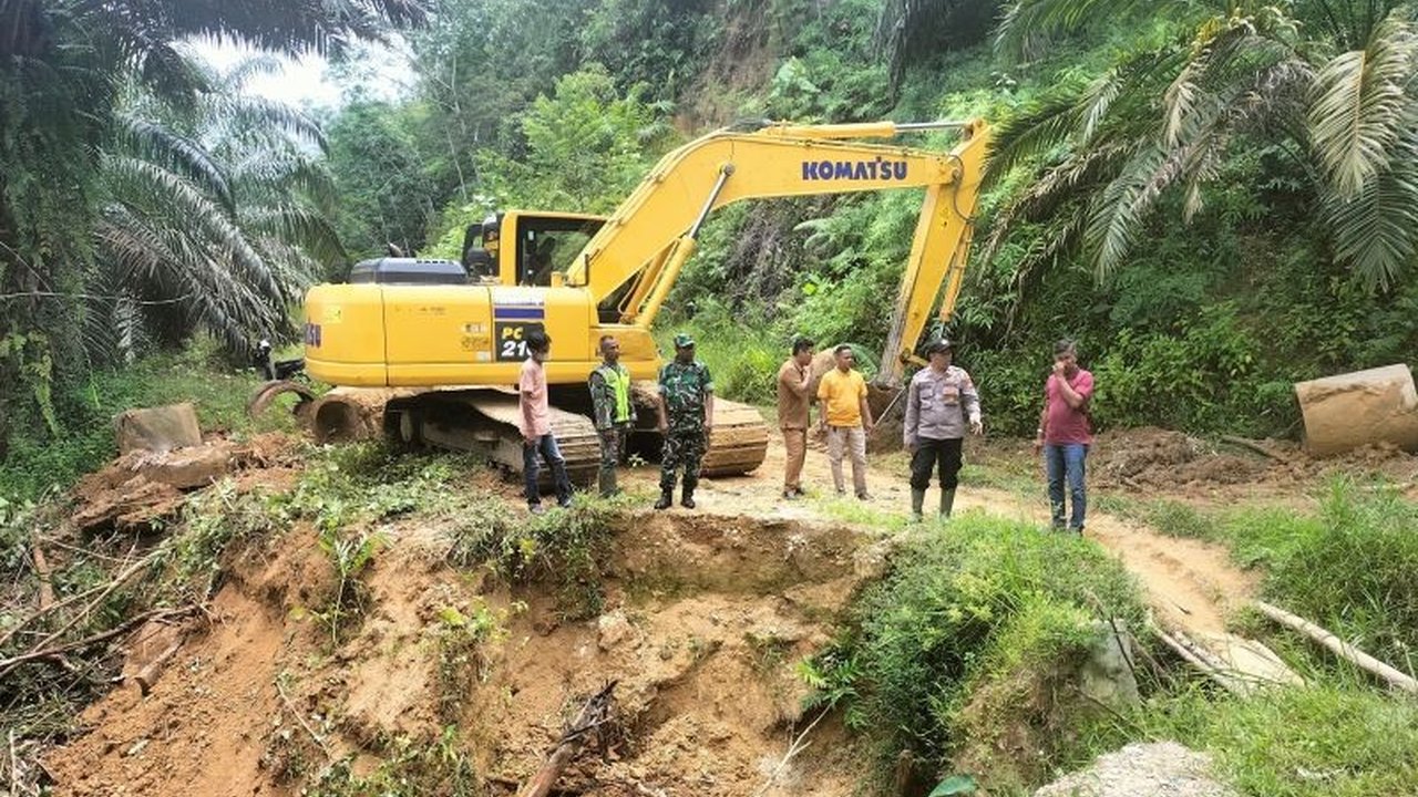 Akses Jalan Putus Akibat Longsor di Aceh Tamiang, BPBD Turun Tangan