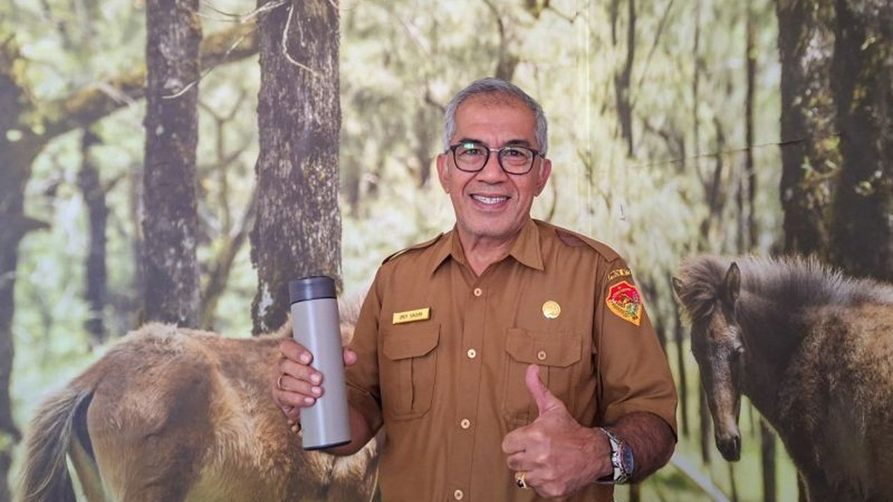 Dinas Lingkungan Hidup dan Kehutanan (DLHK) NTT mengapresiasi meningkatnya kepedulian kaum muda terhadap lingkungan, ditandai dengan aksi nyata seperti penggunaan tumbler dan pengelolaan sampah.