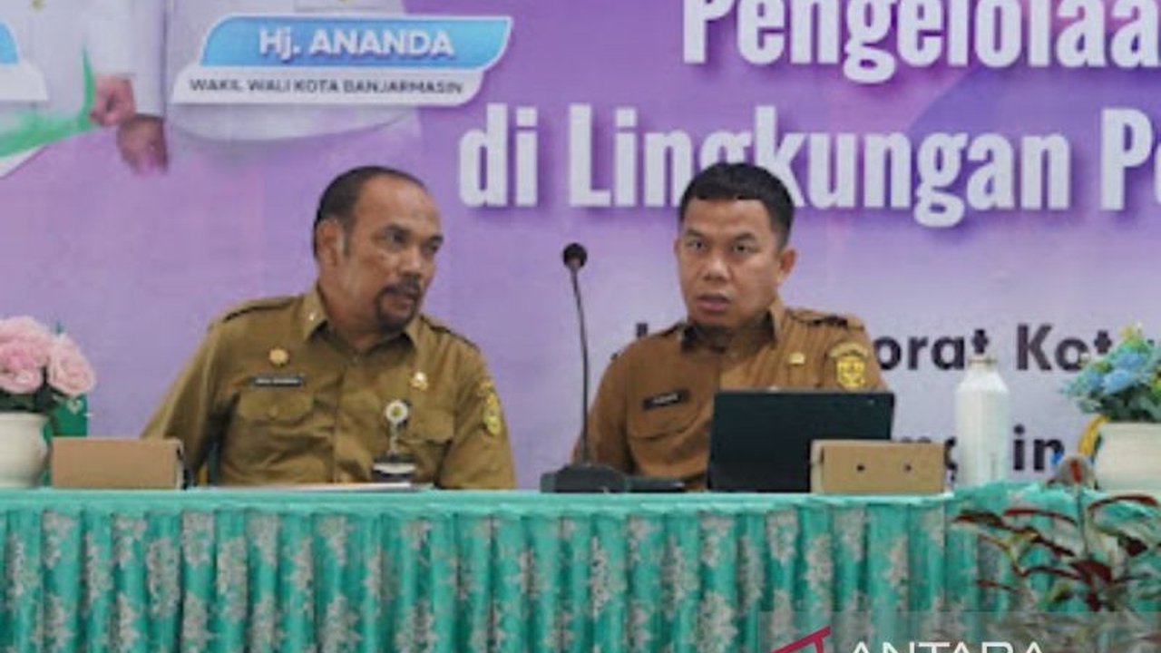 Pemerintah Kota Banjarmasin melakukan mitigasi risiko pungutan liar (pungli) dalam Penerimaan Peserta Didik Baru (PPDB) 2025 melalui sosialisasi dan pengawasan ketat, memastikan penerimaan siswa baru berjalan transparan dan sesuai aturan.