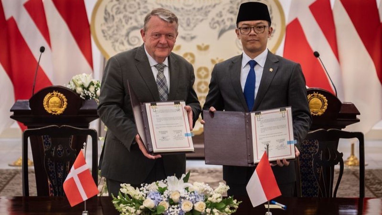 Indonesia dan Denmark resmi menandatangani rencana aksi kerja sama strategis bilateral yang mencakup berbagai bidang, termasuk ekonomi, energi hijau, dan lingkungan, untuk periode 2025-2029.