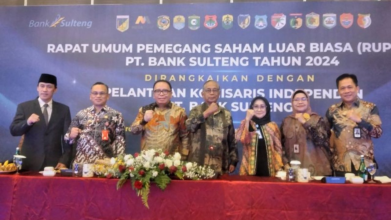 PT Mega Corpora milik Chairul Tanjung menguasai 26 persen saham Bank Sulteng, menempati posisi kedua setelah Pemerintah Provinsi Sulawesi Tengah.