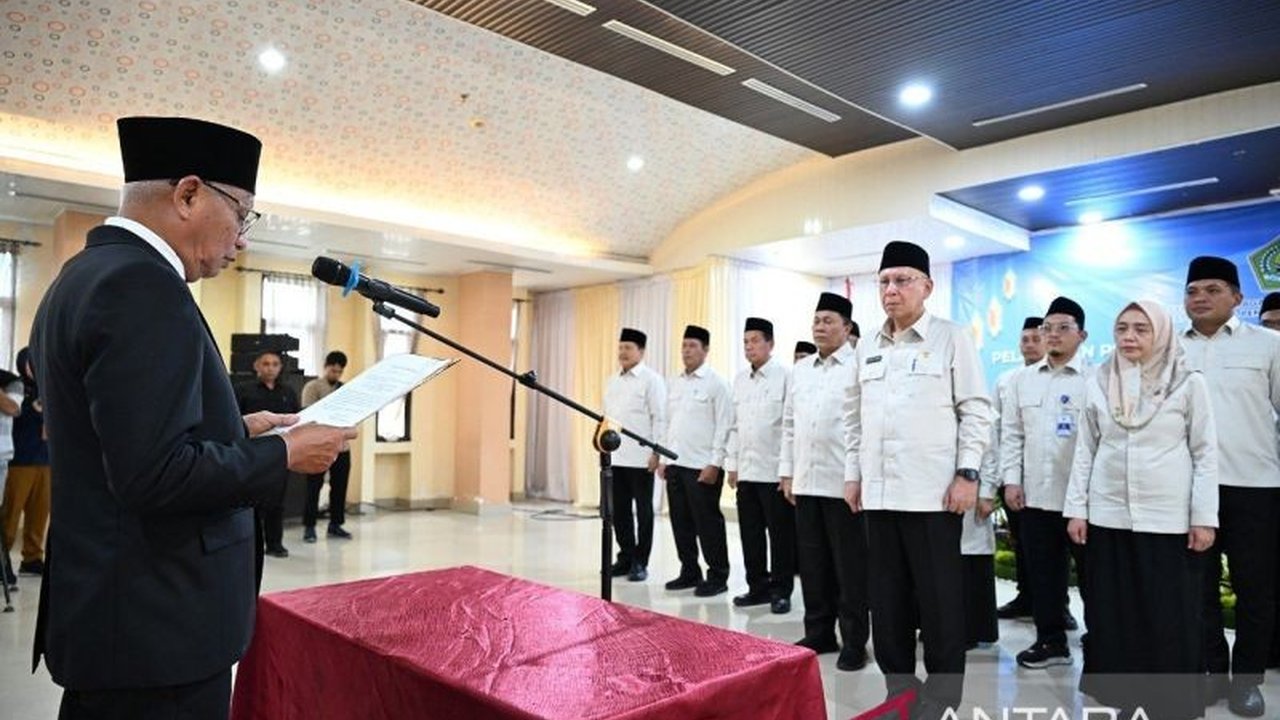 Wakil Gubernur Sumut meminta pelayanan haji untuk 8.328 calon jamaah asal Sumut berjalan optimal, memastikan keberangkatan dan kepulangan lancar serta memberikan pelayanan prima, khususnya bagi lansia.