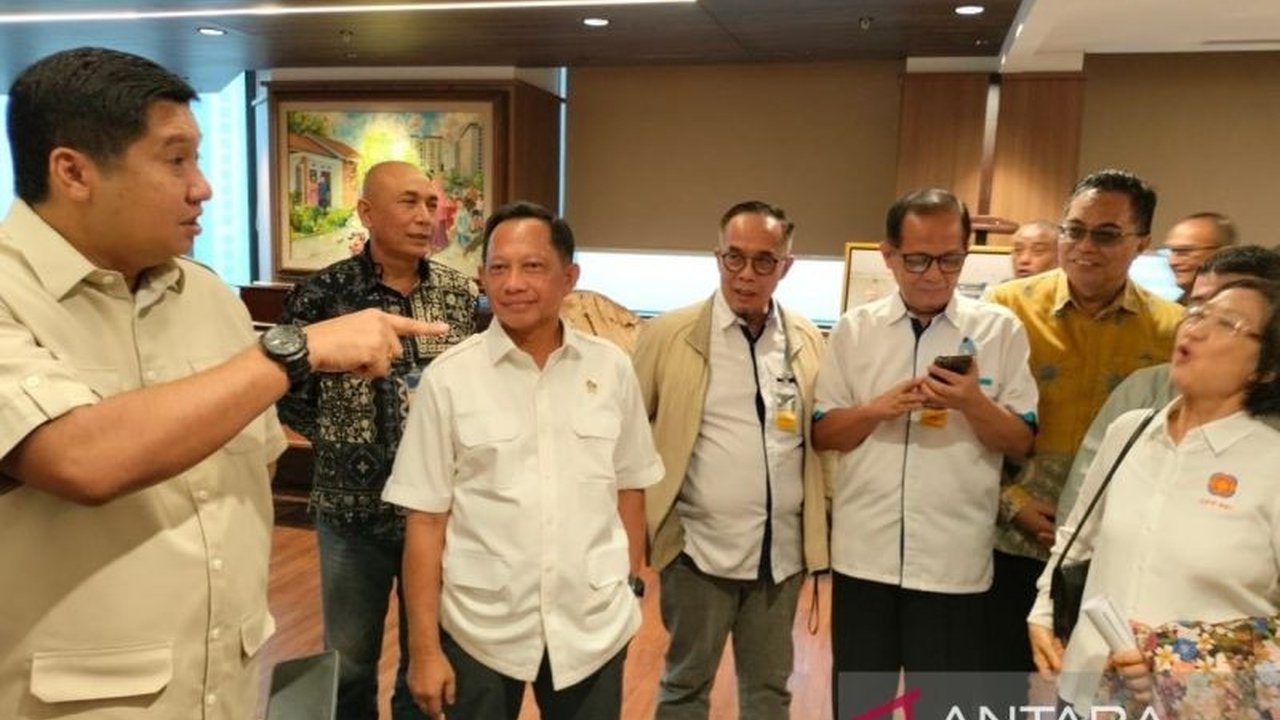 Mendagri Tito Karnavian dan Menteri PKP Maruarar Sirait akan menindaklanjuti keluhan asosiasi pengembang terkait belum dijalankannya SKB tiga menteri soal pembebasan BPHTB dan PBG untuk MBR di sejumlah daerah.