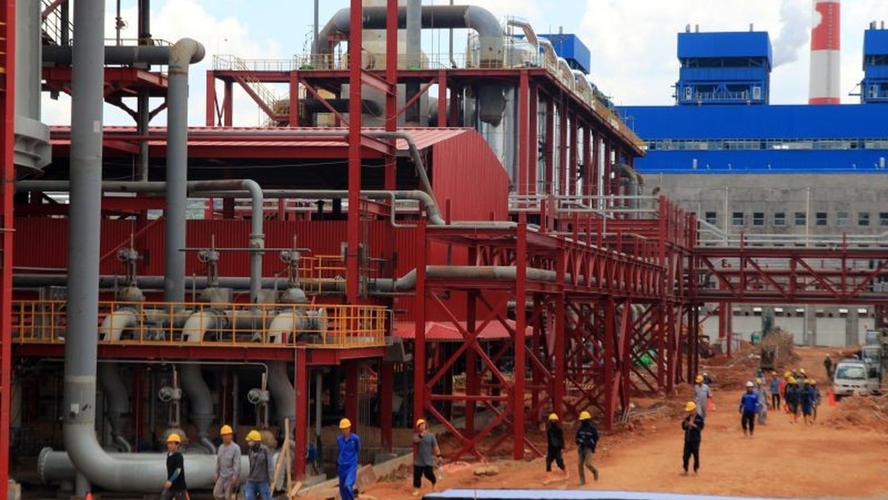 MIND ID, BUMN Holding pertambangan, berkolaborasi dengan Danantara untuk proyek hilirisasi senilai US$14,3 miliar, meliputi smelter, dan ekosistem baterai kendaraan listrik.