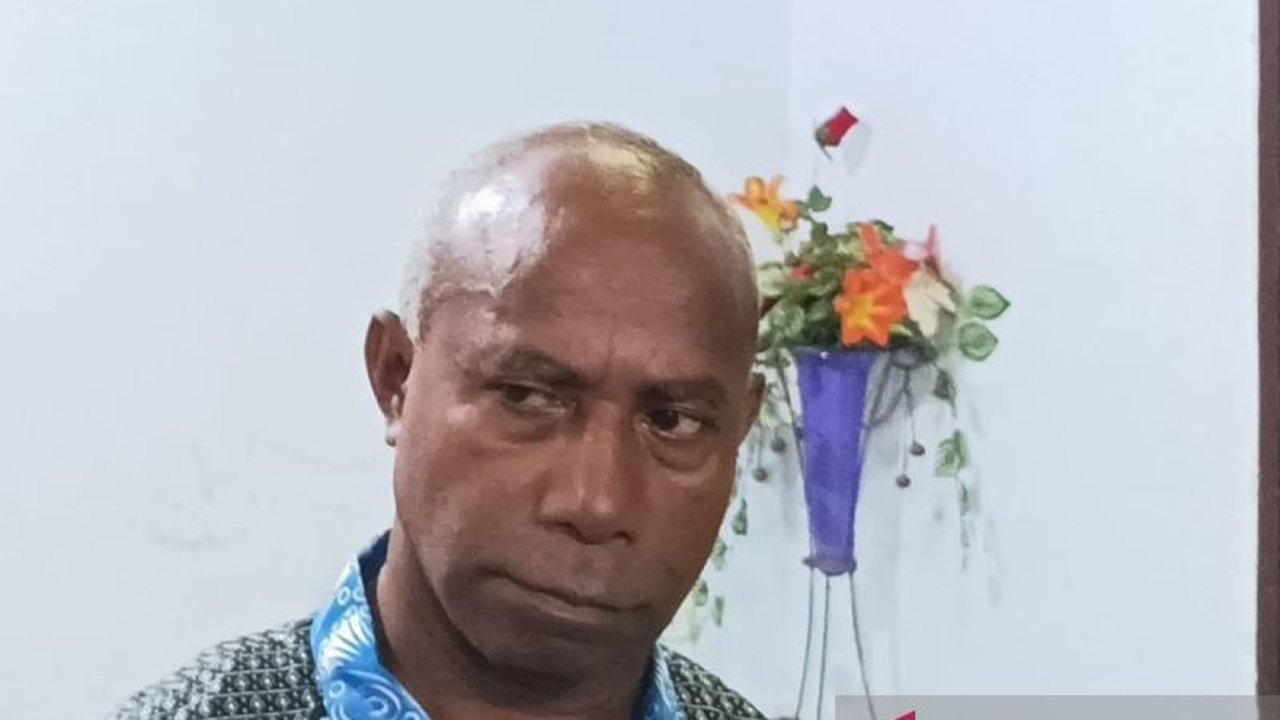 Pemerintah Kabupaten Biak Numfor, Papua, resmi menetapkan pendirian sembilan Koperasi Desa Merah Putih untuk memberdayakan perekonomian masyarakat setempat, ditargetkan peresmian serentak se-Indonesia pada 12 Juli 2025.