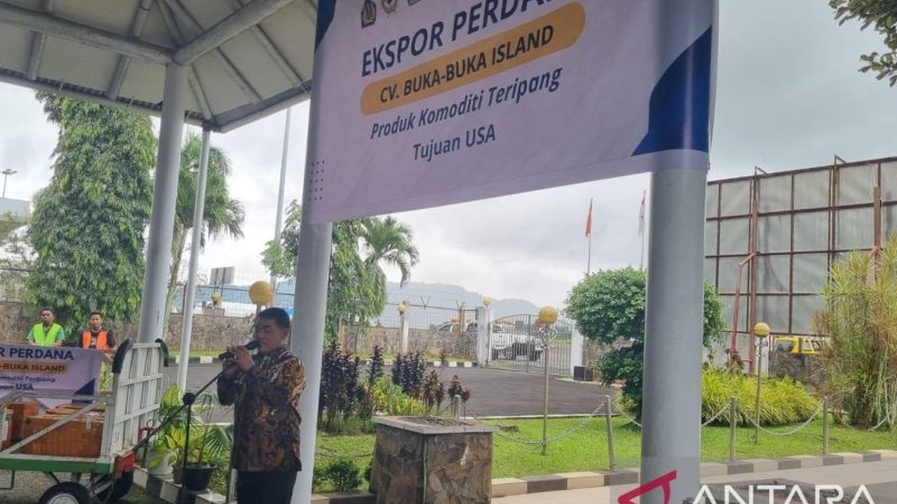 Sulawesi Utara menandai sejarah baru dengan ekspor perdana teripang putih ke Amerika Serikat, menembus pasar internasional di tengah dinamika perdagangan global dan meningkatkan perekonomian daerah.