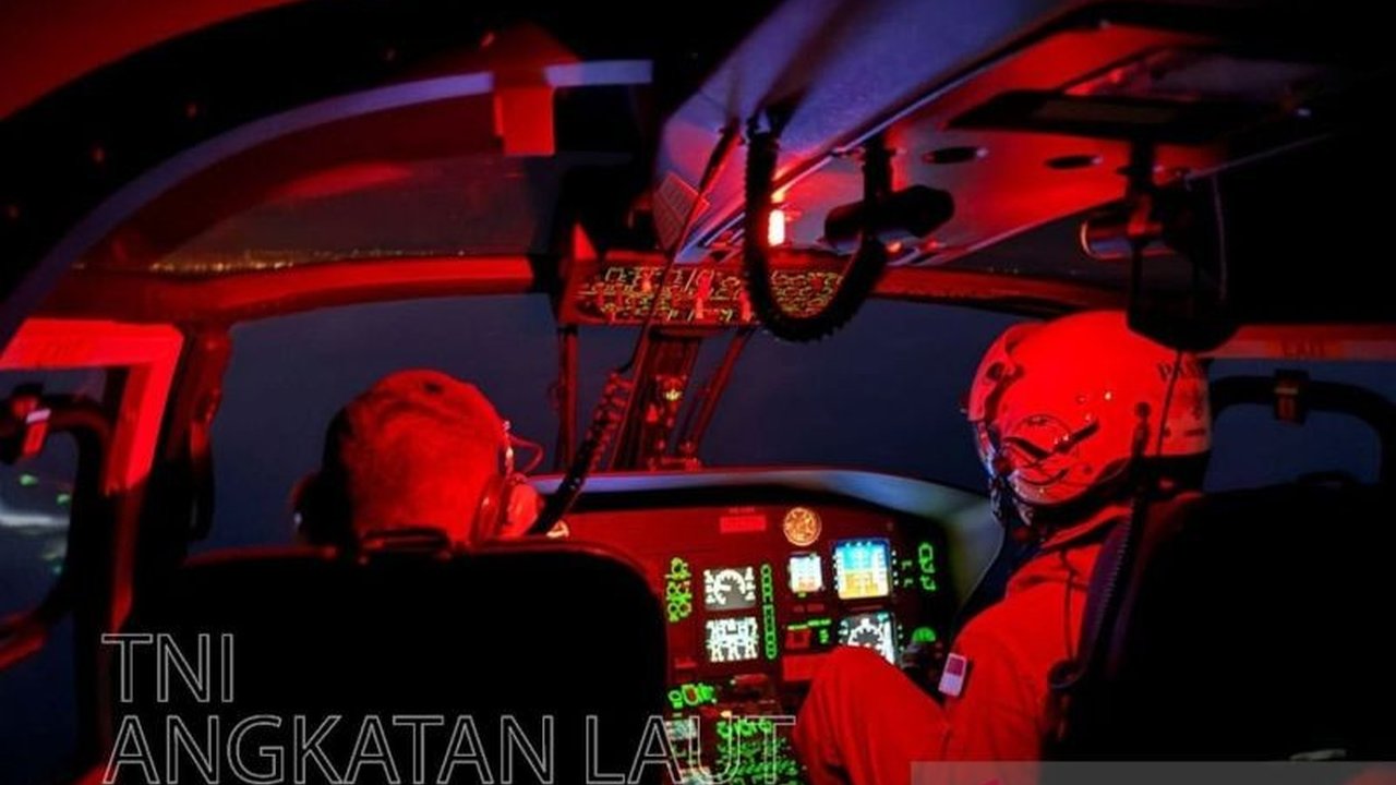 TNI AL melalui Satgas MTF menggelar latihan terbang malam di Lebanon untuk meningkatkan kemampuan tempur dan kesiapsiagaan menghadapi ancaman di laut Mediterania.