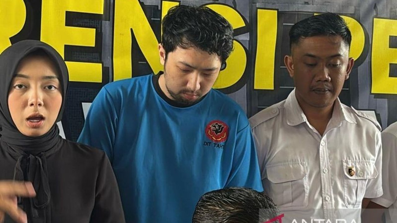 Polda Jawa Barat memperpanjang penahanan Priguna Anugerah Pratama, dokter residen tersangka pemerkosaan di RSHS Bandung, karena proses penyidikan masih berlangsung dan menunggu hasil pemeriksaan psikologi forensik.