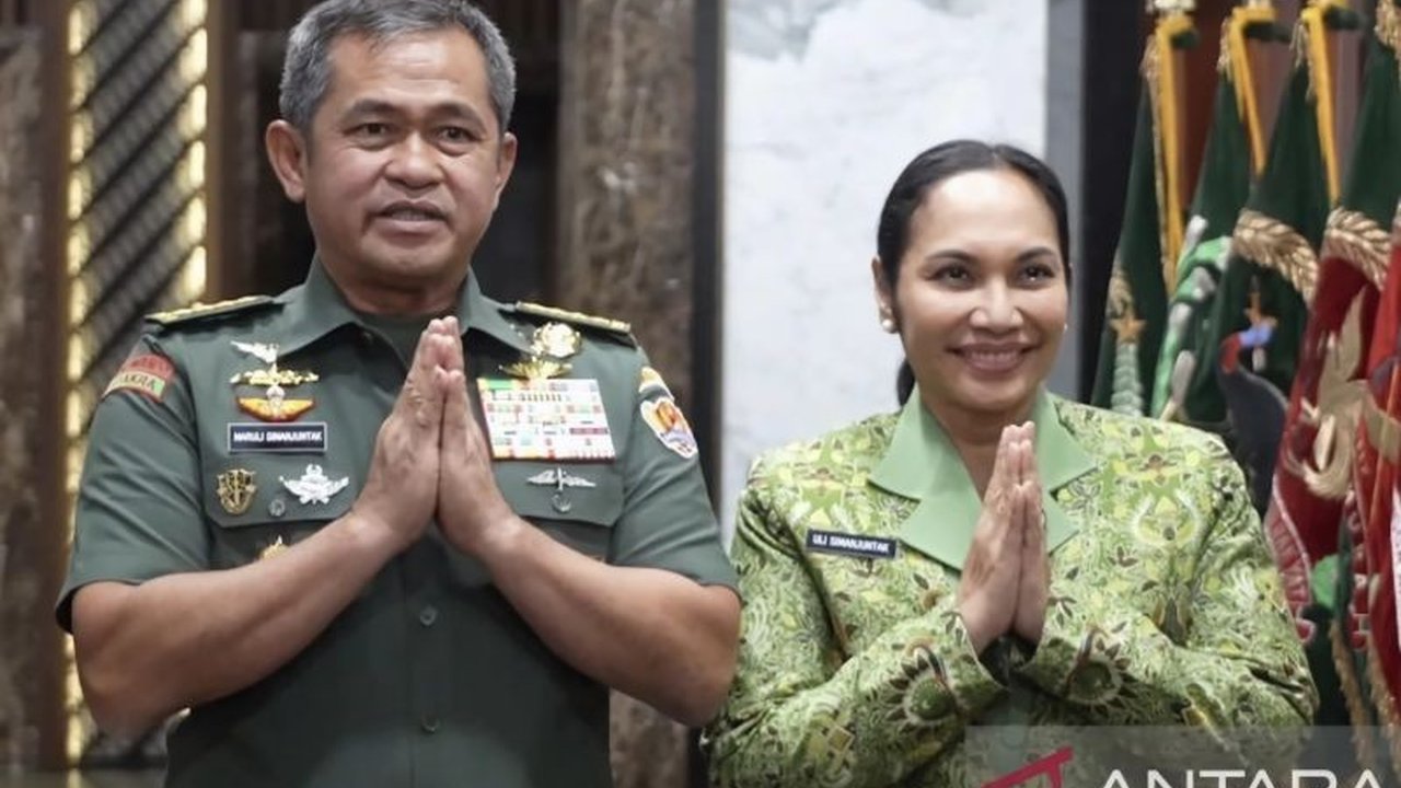 Wali Kota Bandung, Muhammad Farhan, menyampaikan duka cita mendalam atas meninggalnya ibunda KSAD Jenderal TNI Maruli Simanjuntak, Tiobonur Silalahi, di Bandung dan mengajak masyarakat untuk turut berduka cita.