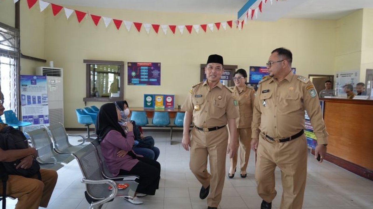 Pemerintah Provinsi Kalimantan Barat memberikan keringanan denda pajak kendaraan hingga Juli 2024 untuk meringankan beban masyarakat dan meningkatkan Pendapatan Asli Daerah (PAD).