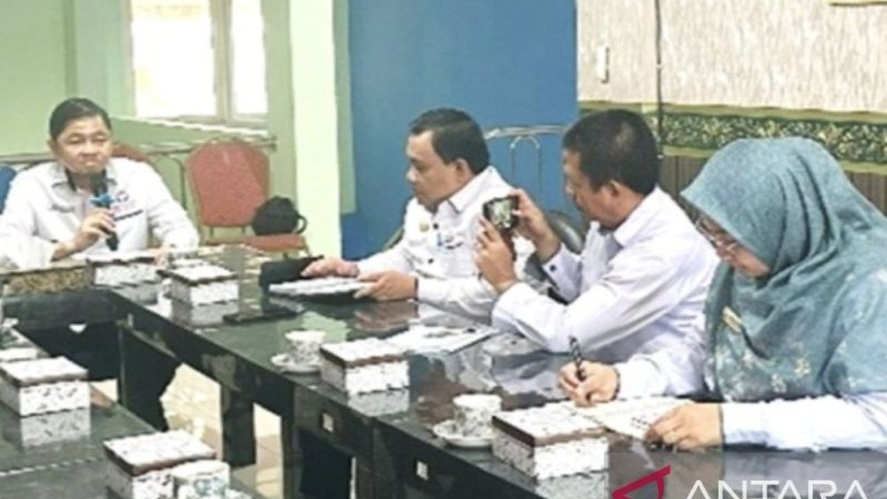 Pemerintah Kota Lubuklinggau meraih peringkat pertama pelayanan publik terbaik di Sumsel tahun 2024 dan Ombudsman berharap agar prestasi tersebut dapat dipertahankan dan ditingkatkan.