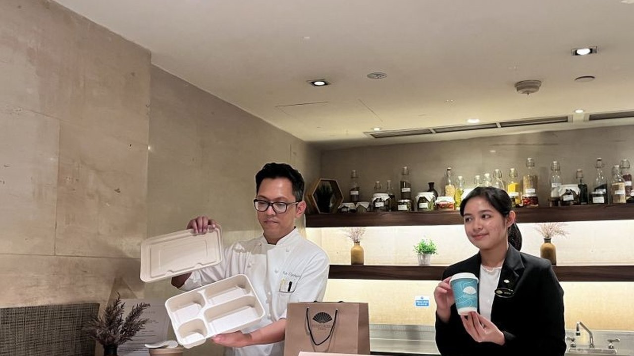 Presiden Direktur Astra Property, Wibowo Muljono, menegaskan komitmen perusahaan terhadap pembangunan berkelanjutan dengan mengadopsi standar Green Building Council Indonesia (GBCI) untuk proyek-proyek propertinya.