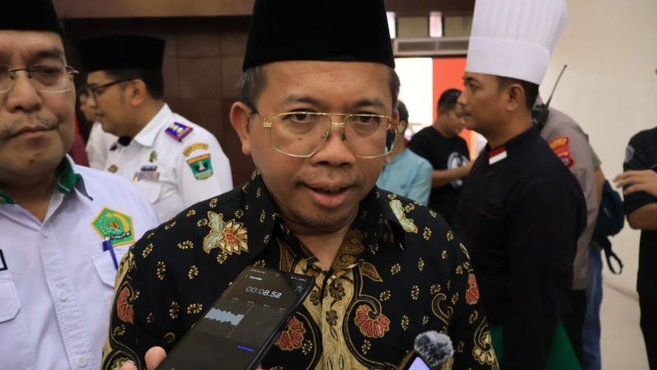 Kementerian Agama (Kemenag) RI menerapkan sistem tanazul dan murur untuk memberikan kenyamanan dan kemudahan bagi jamaah haji lansia asal Sumatera Barat pada musim haji 1446 H/2025.