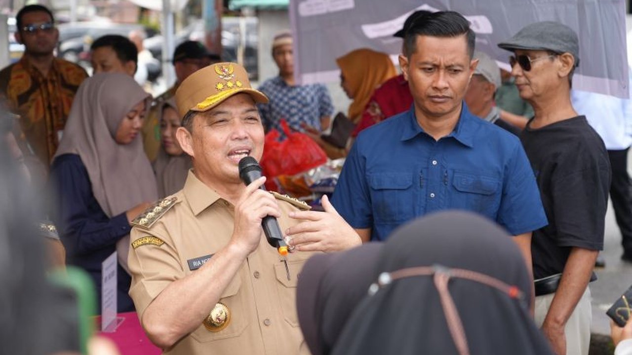 Pembangunan kawasan waterfront di Sambas, Kalimantan Barat, akan dilanjutkan pada tahun 2026 dengan target penyelesaian pada tahun 2027, sebagai bagian dari upaya penataan kawasan strategis dan pelestarian warisan budaya lokal.