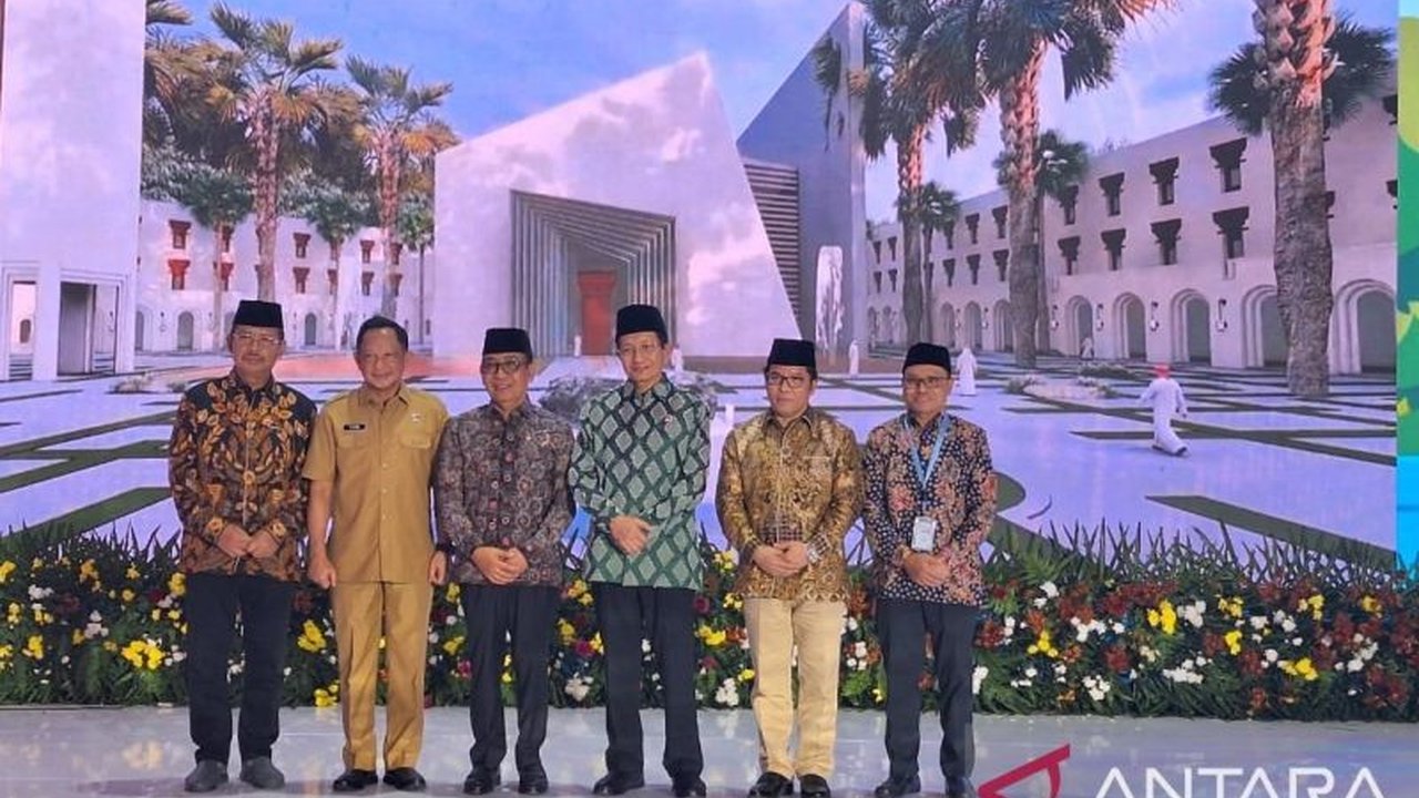 Kementerian Agama (Kemenag) menanam sejuta pohon matoa di seluruh Indonesia untuk memperingati Hari Bumi 2025 dan mendukung program Ekoteologi.
