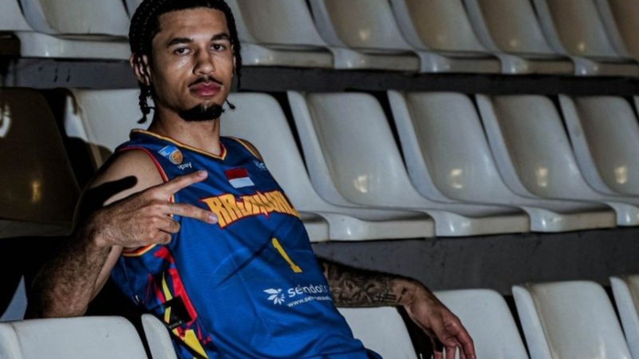 Rajawali Medan merekrut pemain basket asal Amerika Serikat, Eric Hancik, untuk menggantikan Tyrell Corbin dan meningkatkan performa tim di IBL 2025.