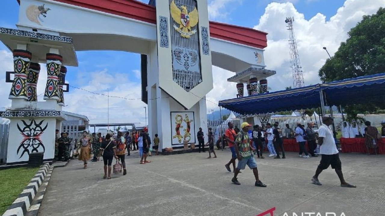 Nilai ekspor melalui Pos Lintas Batas Negara (PLBN) Skow di Papua meningkat signifikan hingga Maret 2024, mencapai Rp13,9 miliar, didorong oleh komoditas makanan dan pertanian.