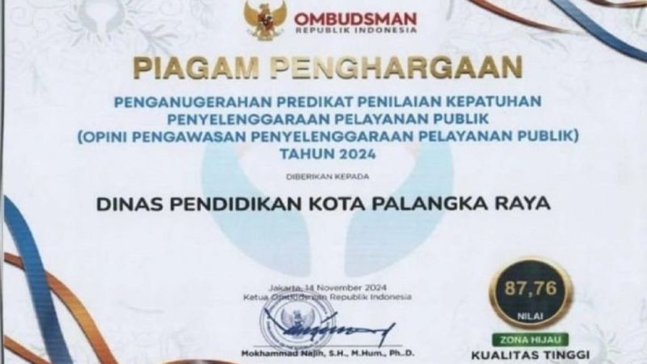 Dinas Pendidikan Palangka Raya berhasil meraih predikat Zona Hijau dari Ombudsman RI berkat komitmen tinggi dalam memberikan pelayanan publik terbaik di bidang pendidikan pada tahun 2024.