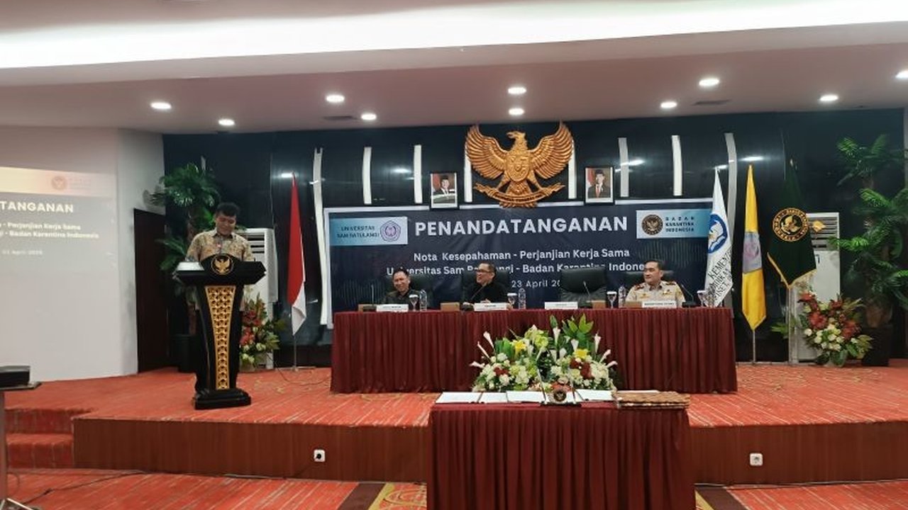 Badan Karantina Indonesia (Barantin) dan Universitas Sam Ratulangi (Unsrat) resmi menjalin kerja sama untuk meningkatkan kualitas SDM dan pengembangan iptek di bidang karantina hewan, ikan, dan tumbuhan demi melindungi ketahanan pangan Indonesia.