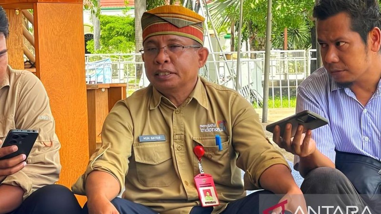 Festival Rimpu di Kota Bima, NTB, diproyeksikan menggerakkan perekonomian lokal hingga Rp47 miliar selama tiga hari penyelenggaraan, menampilkan beragam produk UMKM dan kerajinan khas Bima.
