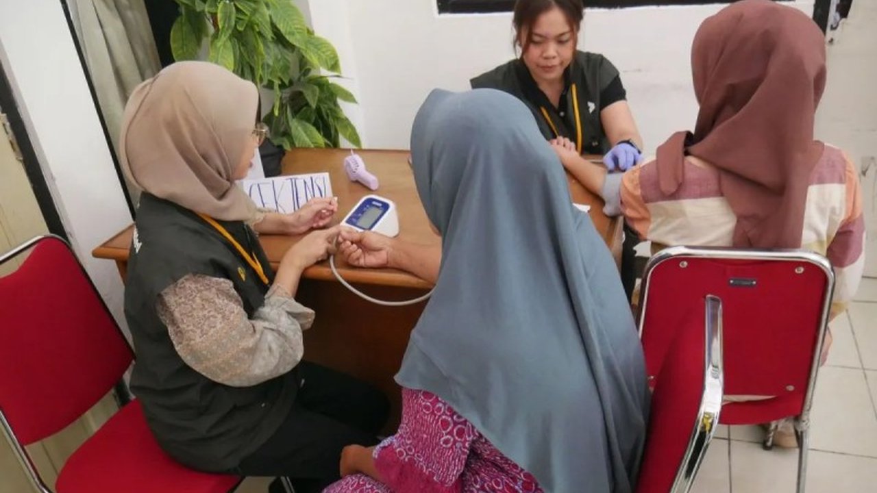 Jakarta Selatan menangani 13.245 kasus TBC pada 2024, mendorong kolaborasi aktif untuk eliminasi penyakit.