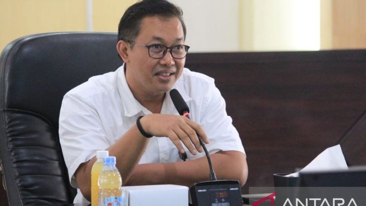 Pemerintah Kota Kediri melibatkan komunitas seni lokal dalam pengembangan program Kediri City Tourism (D’CITO) untuk menggali dan melestarikan potensi wisata daerah.
