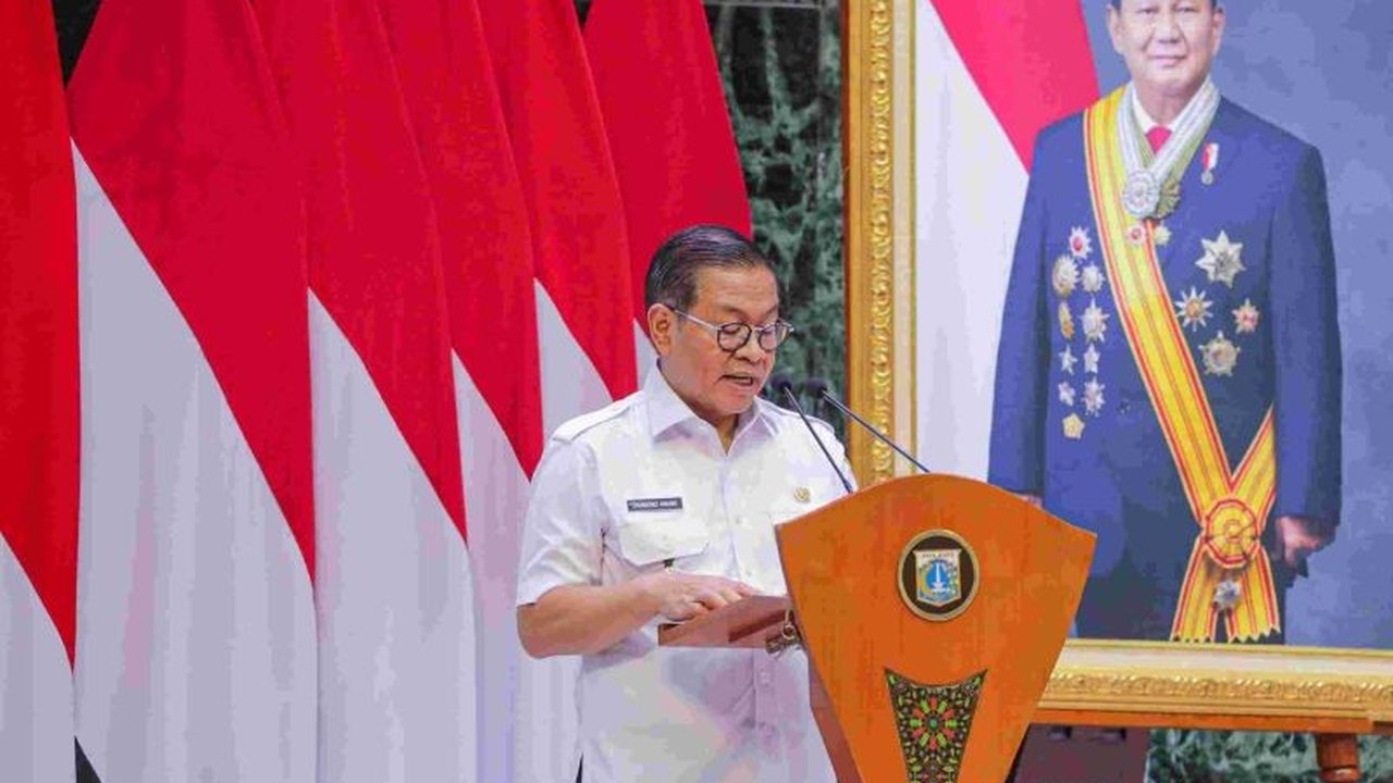 Gubernur Jakarta, Pramono Anung, memaparkan lima misi utama pembangunan Jakarta untuk 2025-2029, fokus pada kesejahteraan warga, ekonomi inovatif, tata kelola modern, ruang kota berkelanjutan, dan konektivitas.