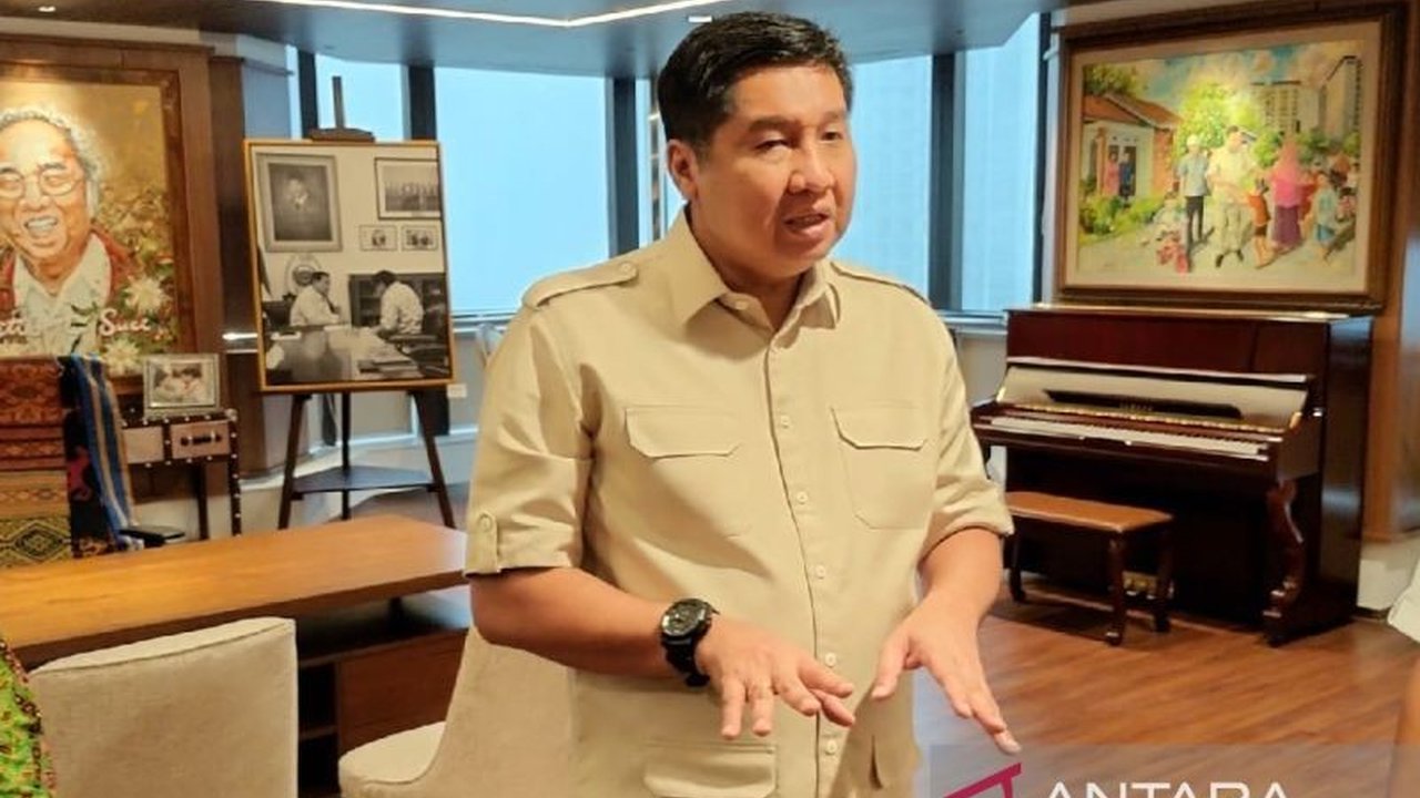 Menteri Perumahan Rakyat Maruarar Sirait menyumbangkan seluruh gajinya sebagai advisor Siloam untuk membantu penyelesaian masalah Meikarta dan menargetkan penyelesaian dalam 3 bulan.