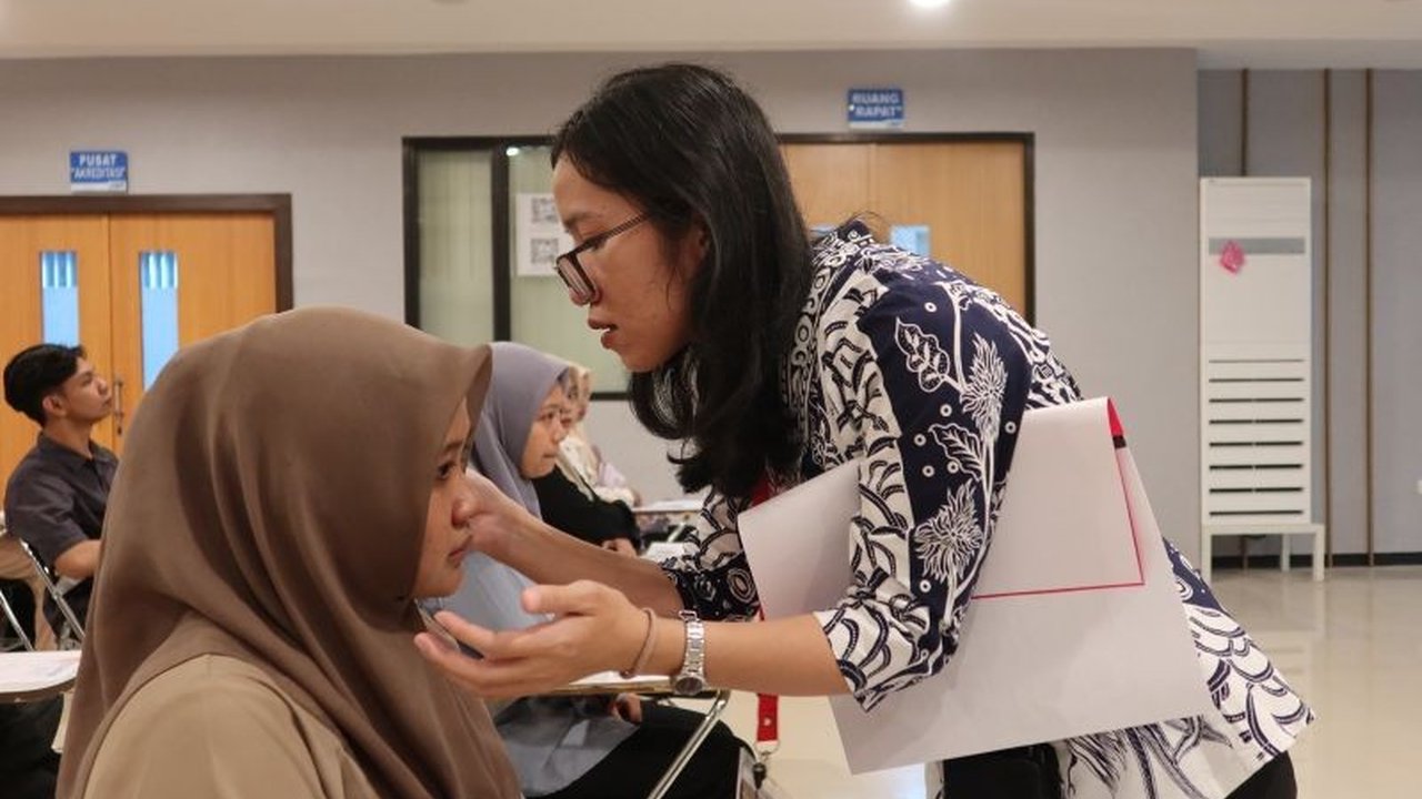 Universitas Jember (Unej) meningkatkan pengawasan UTBK SNBT 2025 untuk mencegah kecurangan dengan pemeriksaan ketat peserta dan pengamanan alat elektronik.