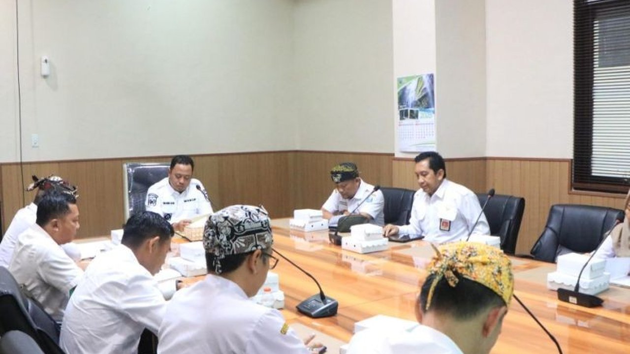 Pemkab Probolinggo Bertekad Tekan Angka Kemiskinan hingga 15,75 Persen di 2025