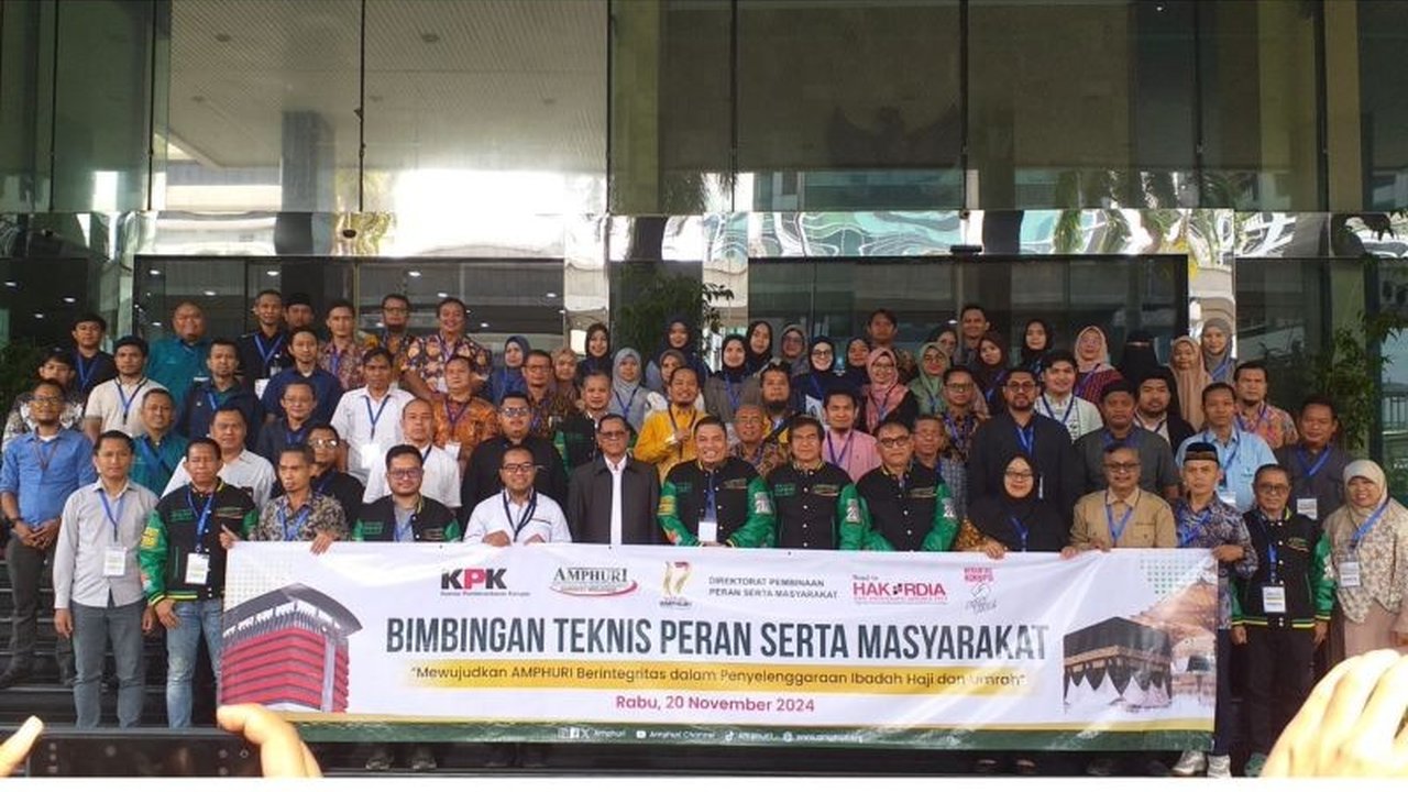 Gubernur Sumatera Utara, Bobby Nasution, memberikan apresiasi tinggi kepada AMPHURI atas kontribusi dan pelayanannya yang profesional kepada umat Islam dalam penyelenggaraan ibadah haji dan umrah.