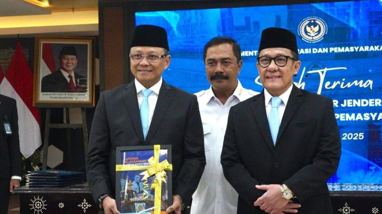 Brigjen Pol. Yuldi Yusman resmi menggantikan Saffar Muhammad Godam sebagai Plt. Dirjen Imigrasi, ditandai dengan pelantikan dan pengambilan sumpah jabatan yang disaksikan langsung oleh Menteri Hukum dan HAM.