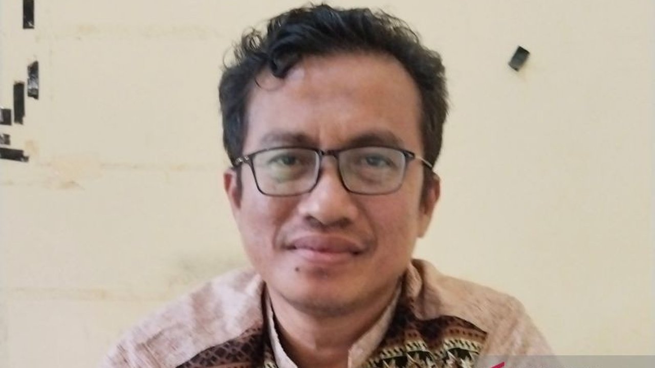 Dinas Kesehatan Mukomuko menangani 10 kasus Demam Berdarah Dengue (DBD) pada Maret 2025, dengan fokus pada pemberantasan sarang nyamuk dan larvasida.