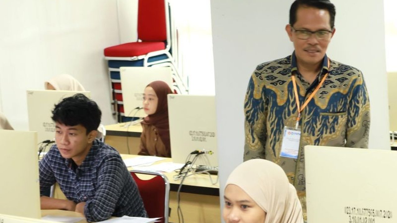 Universitas Jambi (Unja) membuka 3.650 kuota mahasiswa baru melalui jalur UTBK-SNBT 2025, meningkat dari tahun sebelumnya dengan tambahan fasilitas Gedung Hexagonal baru.