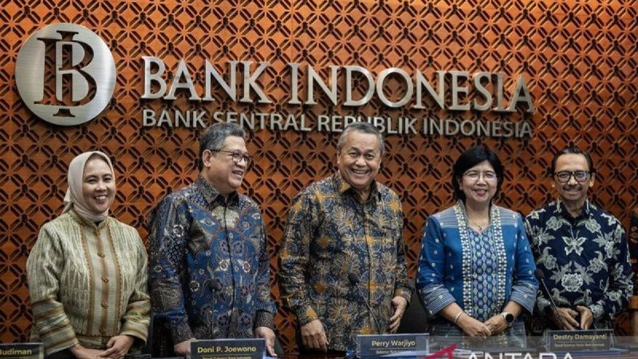 Bank Indonesia mempertahankan BI Rate di tengah kabar pencairan anggaran IKN senilai Rp10 triliun dan perkembangan investasi lainnya.