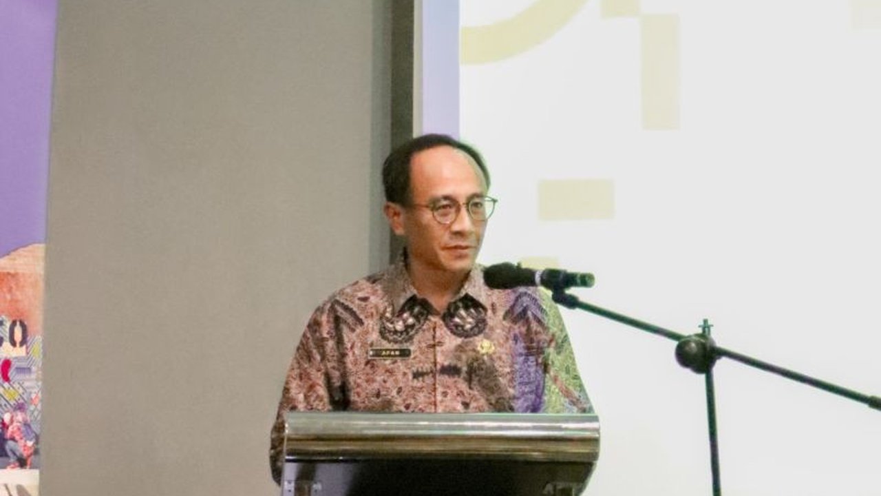 Pemprov DKI Jakarta akan mengadopsi strategi Buenos Aires dalam menerapkan kawasan rendah emisi secara bertahap untuk mengurangi polusi udara dan mencapai target emisi nol pada 2050.