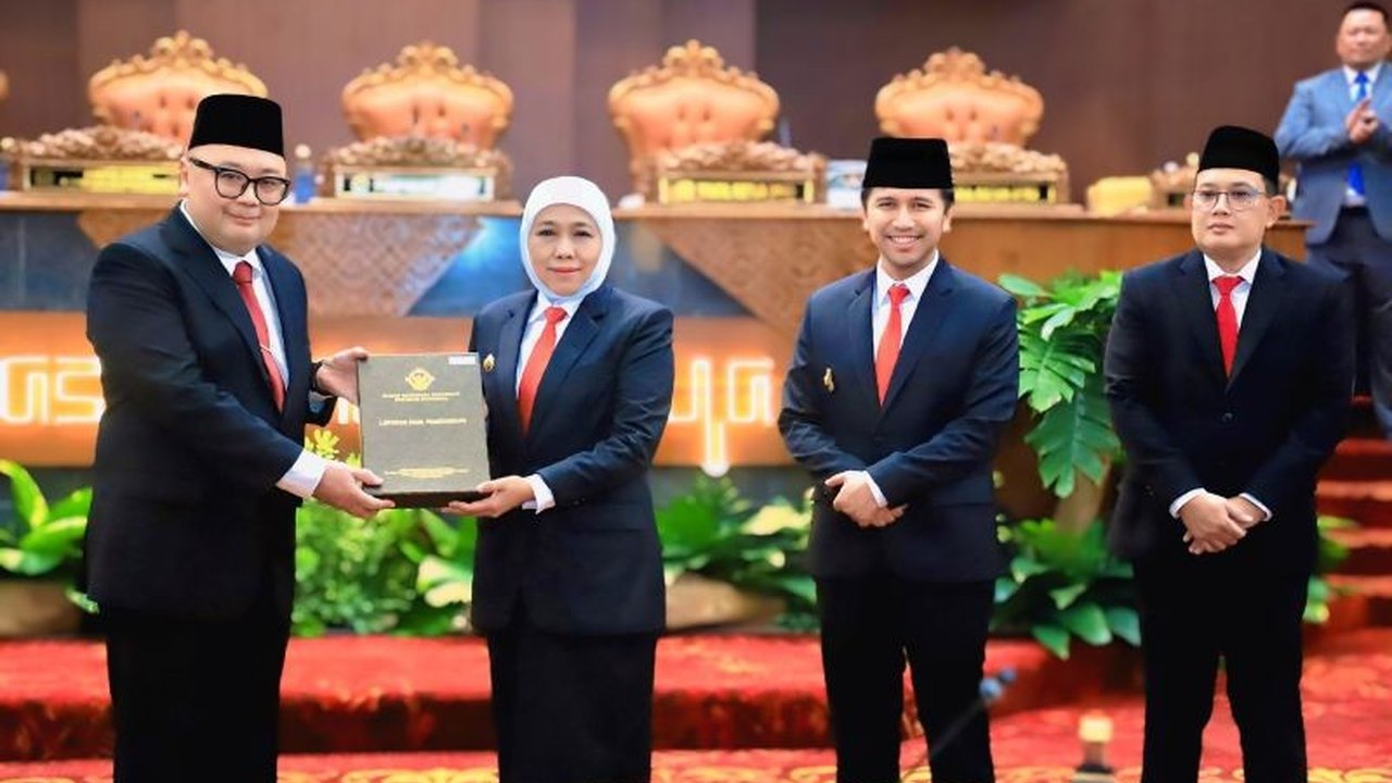 Raihan opini Wajar Tanpa Pengecualian (WTP) untuk ke-10 kalinya oleh Pemprov Jatim menunjukkan komitmen kuat terhadap tata kelola pemerintahan yang baik dan akuntabilitas keuangan daerah.