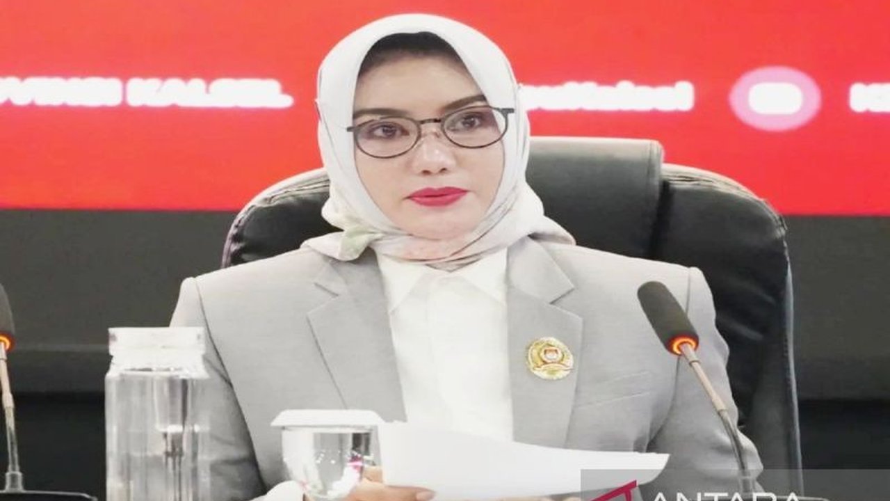 KPU Kalsel mengkonfirmasi dua gugatan telah diajukan ke Mahkamah Konstitusi terkait hasil Pemungutan Suara Ulang (PSU) Pilkada Banjarbaru 2024, di mana pasangan Erna Lisa Halaby dan Wartono dinyatakan unggul.