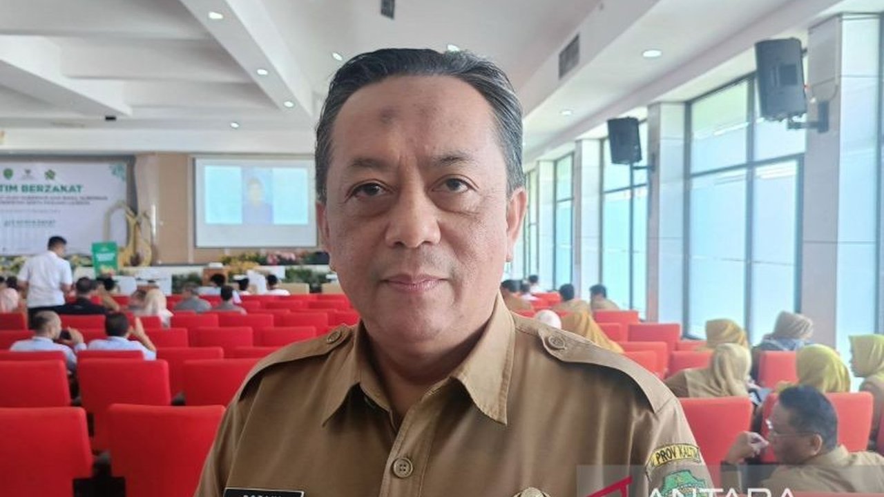 Pemerintah Kalimantan Timur (Kaltim) berencana memberikan sertifikat kompetensi kepada 1.500 pencari kerja pada tahun 2025 untuk meningkatkan kualitas SDM dan daya saing tenaga kerja lokal.