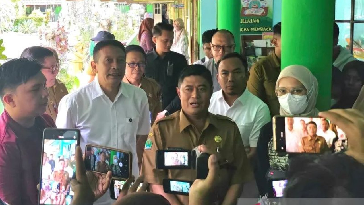 Pemerintah Kota Malang memastikan program Sekolah Rakyat tidak akan mengurangi jumlah siswa di sekolah swasta karena difokuskan untuk anak keluarga miskin ekstrem.