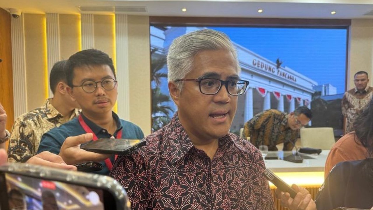 Kementerian Luar Negeri RI menyatakan terbuka pada kemungkinan negara lain menggunakan Biak, Papua, untuk meluncurkan satelit, meskipun isu kerja sama militer dengan Rusia ditepis.