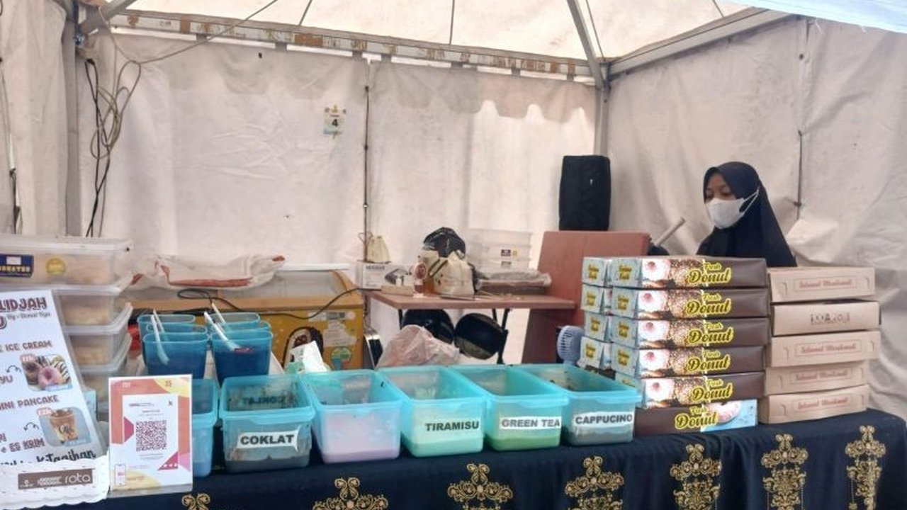 Penyaluran Kredit Usaha Rakyat (KUR) di Jambi hingga Maret 2025 mencapai Rp1,61 triliun, melampaui target dan didominasi sektor pertanian.