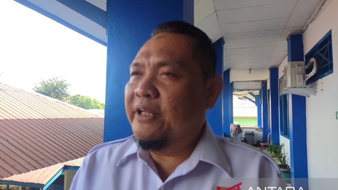 Pemerintah Kota Bengkulu tengah menyiapkan petunjuk teknis (juknis) penerimaan peserta didik baru (PPDB) untuk jenjang SD dan SMP yang ditargetkan rampung akhir Mei 2025, dengan sistem zonasi yang diperbarui.