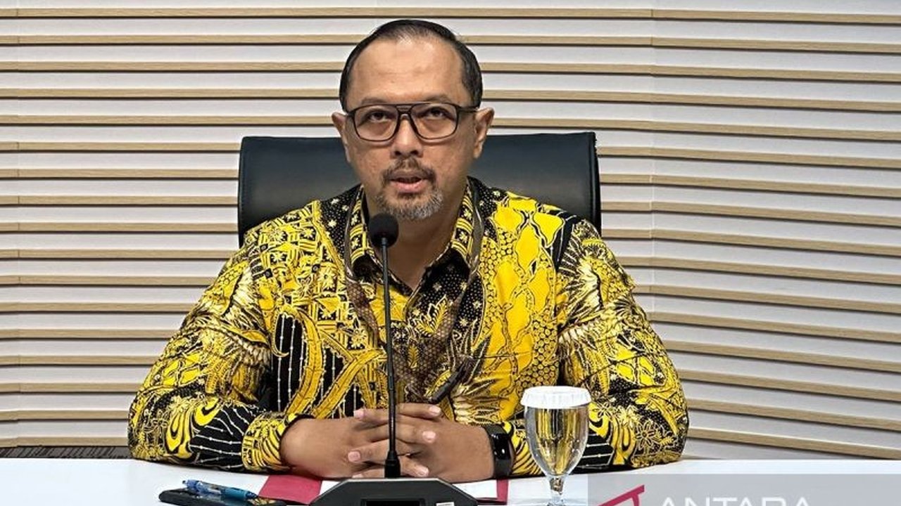 Komisi Pemberantasan Korupsi (KPK) memanggil dua mantan direktur LPEI, Basuki Setyadjid dan Omar Baginda Pane, sebagai saksi dalam kasus korupsi pemberian fasilitas kredit yang merugikan negara hingga 18,07 juta dolar AS dan Rp594,144 miliar.