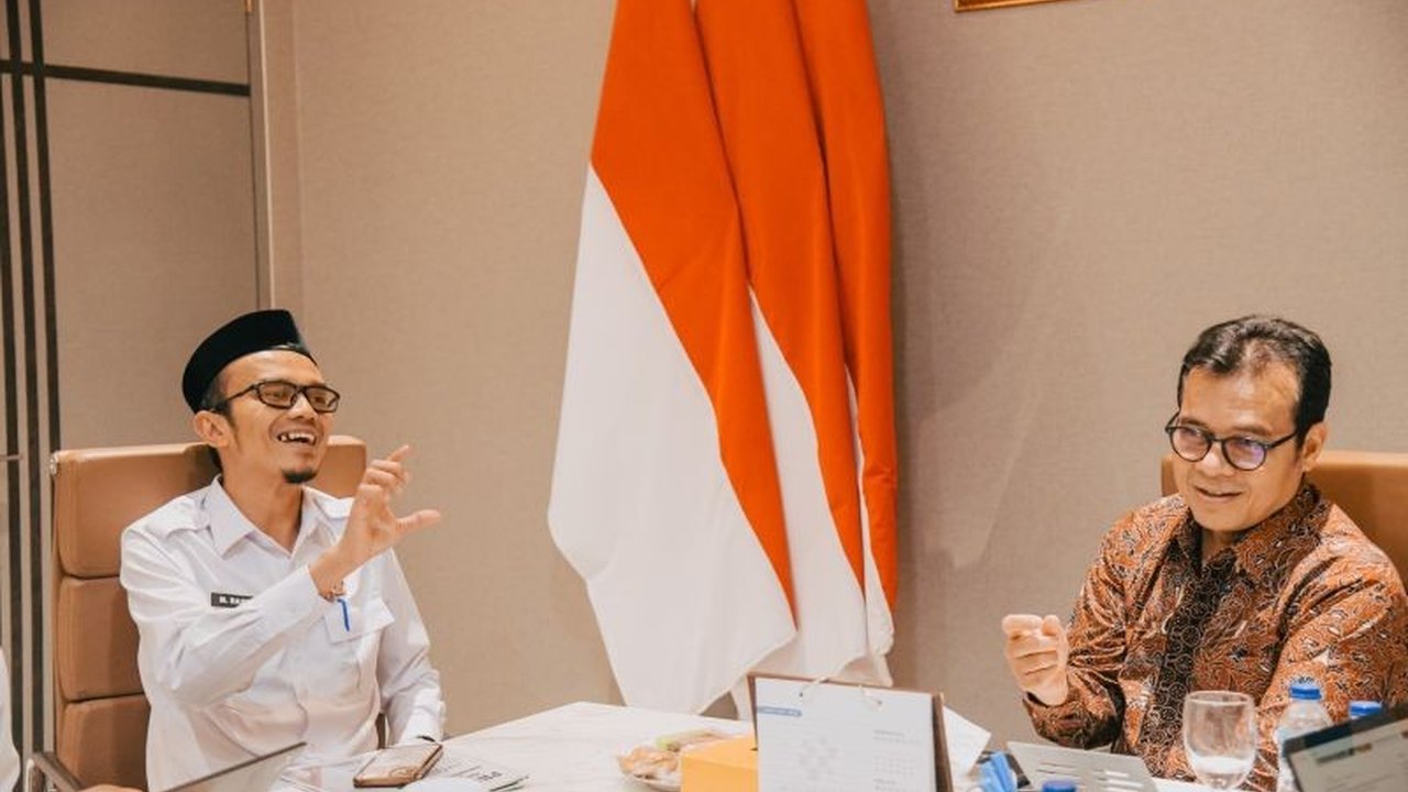 Kementerian Komunikasi dan Informatika (Kemkominfo) berkolaborasi dengan Pemkot Subulussalam untuk meningkatkan konektivitas dan talenta digital di daerah tersebut, dengan rencana pemanfaatan satelit dan kerja sama dengan pihak swasta.