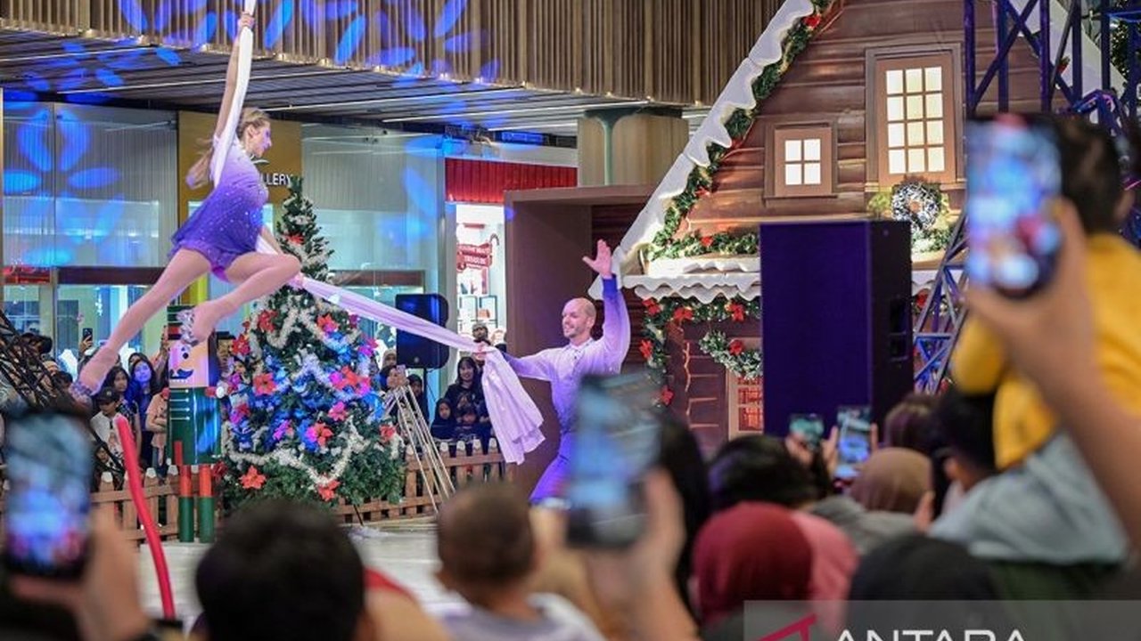 Polri kembali menyelidiki kasus dugaan eksploitasi anak di Sirkus OCI tahun 1997, setelah mendapat desakan dari DPR dan kesaksian para korban yang mengalami kekerasan dan perampasan masa kecil.